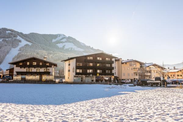 4-persoons modern appartement aan de piste in Brixen im Thale - thumbnail 1