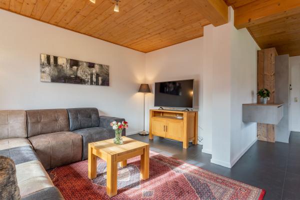 Stijlvol appartement aan de piste met panoramisch uitzicht in Maria Alm - thumbnail 2