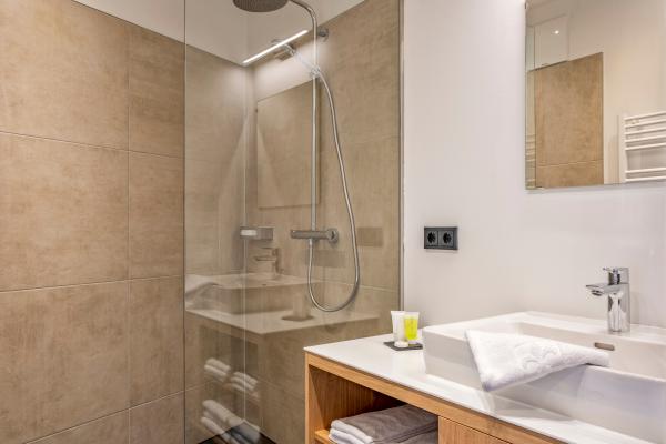 Exclusief appartement met sauna en hot tub, direct aan de piste in Weißpriach - thumbnail 4
