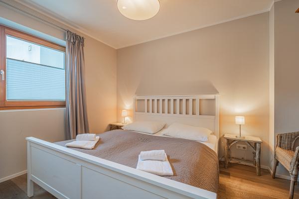 Appartement aan de piste in Kitzbühel met terras, tuin en ruimte voor 6 personen - thumbnail 2