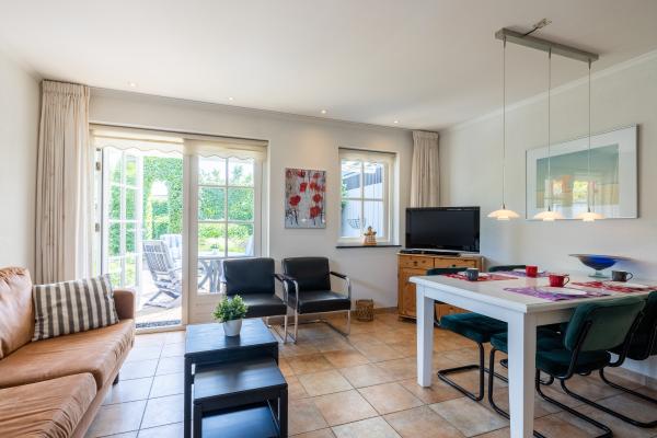 Vrijstaand vakantiehuis met tuin op 600m van het centrum van Bergen - thumbnail 4