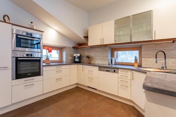Centraal gelegen ruim appartement in Viehhofen voor 18 personen - thumbnail 3