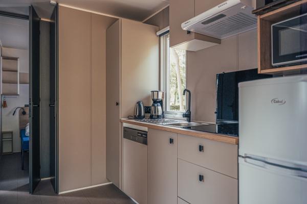 Modern chalet met luxe badkamer en beschut terras in bosrijk Vessem - thumbnail 6