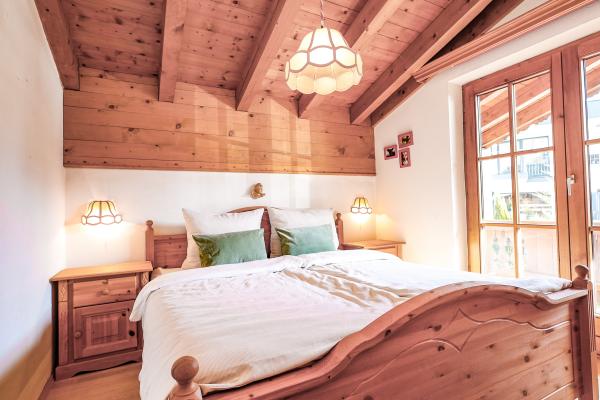 Twee verbonden Tiroolse chalets voor 12 personen bij de piste in Kirchberg - thumbnail 3