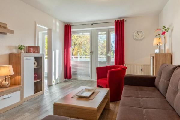 Op 300 m van zee: Licht appartement in centrum Boltenhagen - thumbnail 4