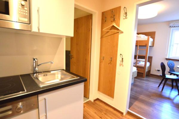 4-persoons appartement in centrum Hinterthal aan de piste - thumbnail 3