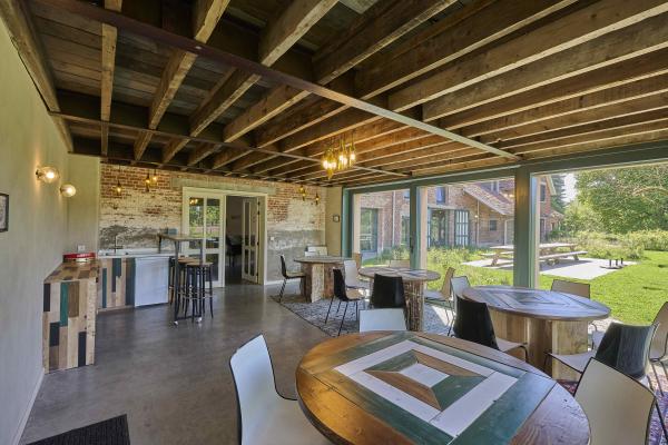 Villa Lactea: Duurzame groepswoning voor 24 personen in de bossen van Schilde - thumbnail 4