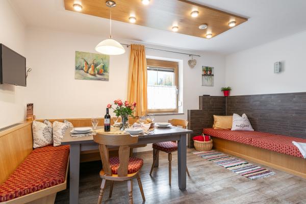 Rustiek bergappartement voor 4 personen met panoramisch uitzicht in Wildschönau - thumbnail 2