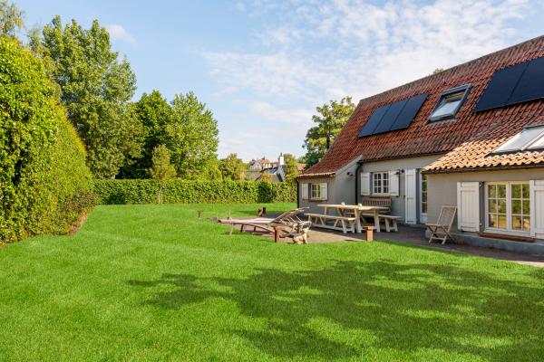 Ruim vakantiehuis voor 10 personen met grote tuin, vlak bij zee en centrum Nieuwpoort - thumbnail 2