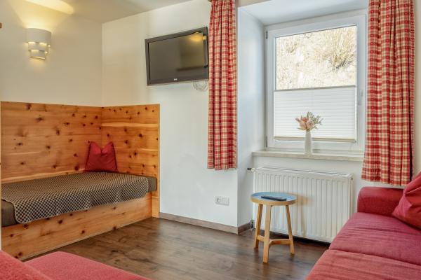 Aan de piste: Ruim appartement in centrum Fieberbrunn voor 11 personen - thumbnail 4