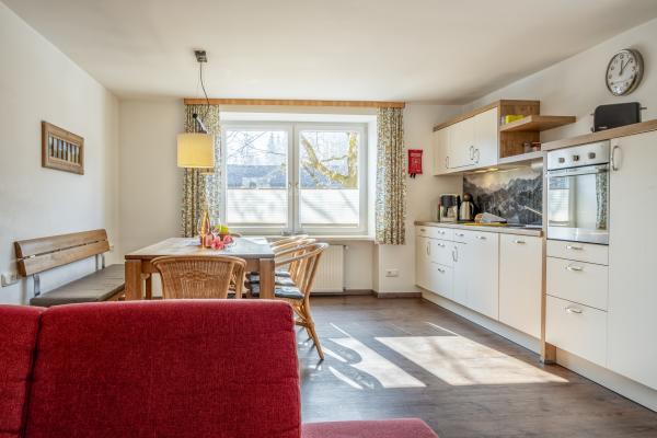 Aan de piste: Ruim appartement in centrum Fieberbrunn voor 11 personen - thumbnail 3