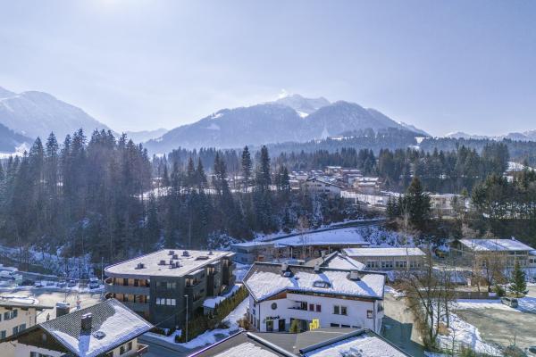 Ruime groepsappartementen aan de piste in Fieberbrunn voor 21 personen - thumbnail 1