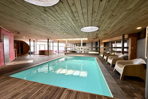 Groots vakantiehuis voor 19 personen met privézwembad en bubbelbad in Trooz - thumbnail 1