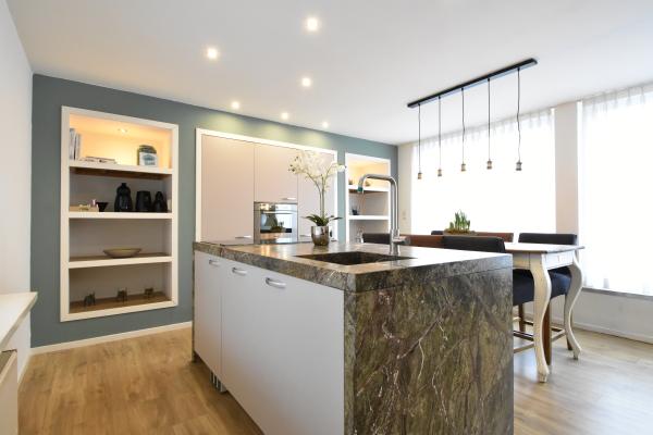 Luxe woonboot in hartje Den Haag: 160m² drijvend genot - thumbnail 4