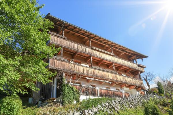 Panorama-appartement direct aan de piste in Alpbach - thumbnail 2