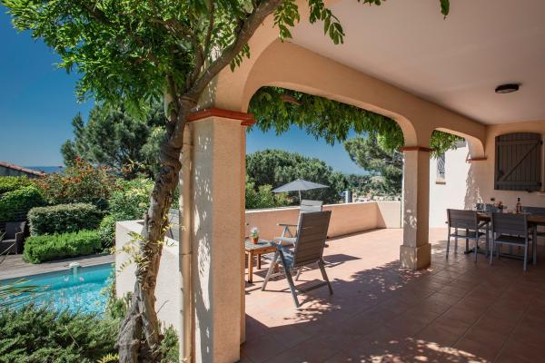 Vrijstaande luxe villa in centrum Caunes-Minervois met zwembad - thumbnail 3