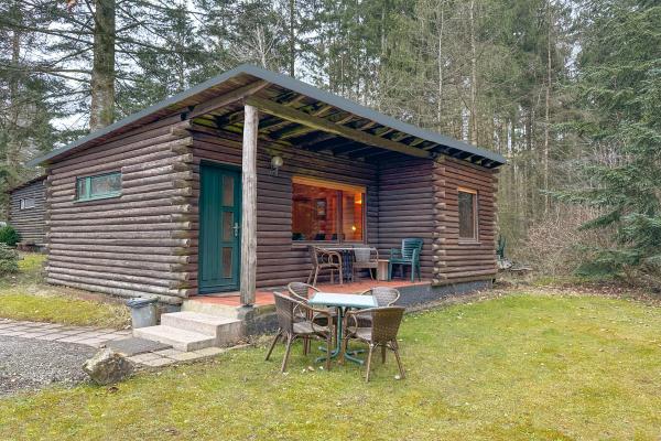 4-persoons vrijstaand vakantiehuis in natuurrijke Brandscheid - thumbnail 1