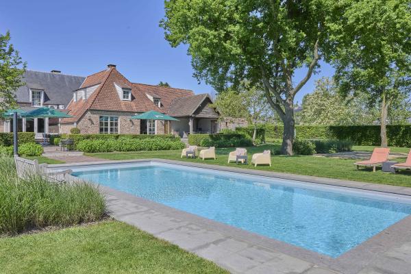 Centraal gelegen luxe villa in Balen voor 25 personen - thumbnail 3