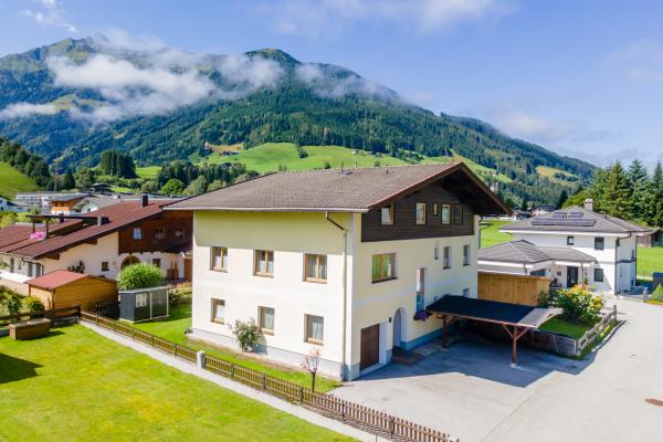 4-persoons modern appartement aan de piste in Mittersill - thumbnail 1