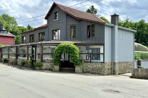 Centraal gelegen vakantiehuis in Jalhay voor 15 personen - thumbnail 6