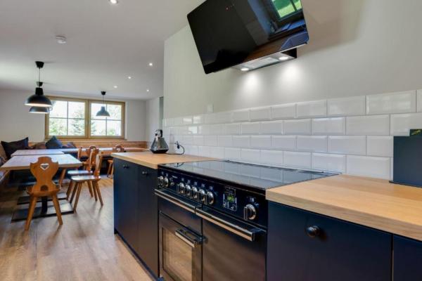 Luxe chalet voor 18 personen op 400m van skilift KitzSki in Hollersbach - thumbnail 3