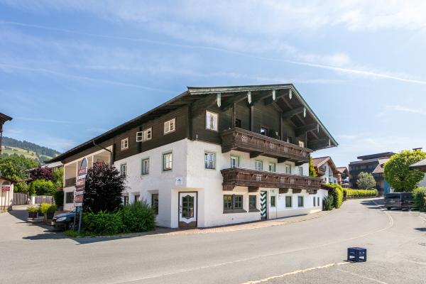 Ruim groepsappartement met tuin aan de piste in Kirchberg - thumbnail 2
