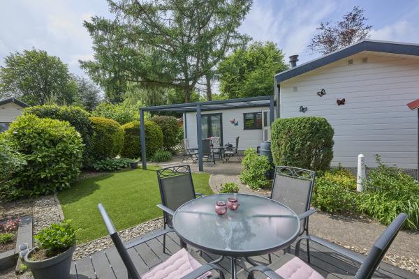 Knusse chalet op rustig Veluws vakantiepark voor 4 personen - thumbnail 2