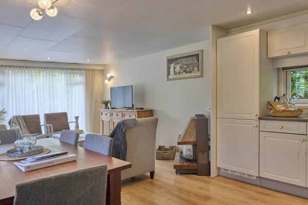 Knusse chalet op rustig Veluws vakantiepark voor 4 personen - thumbnail 3
