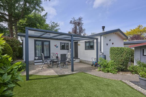 Knusse chalet op rustig Veluws vakantiepark voor 4 personen - thumbnail 1