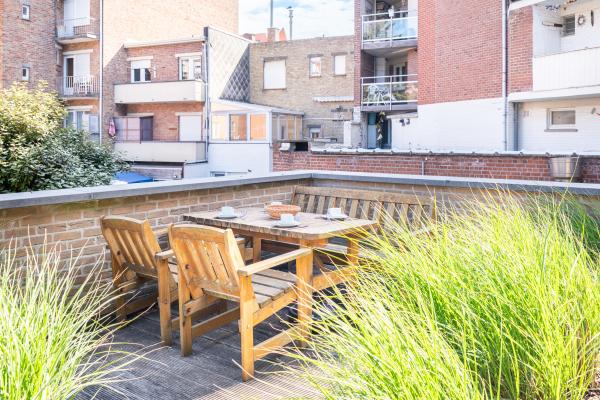 Op 400 m van zee: verzorgd appartement in centrum Koksijde - thumbnail 6