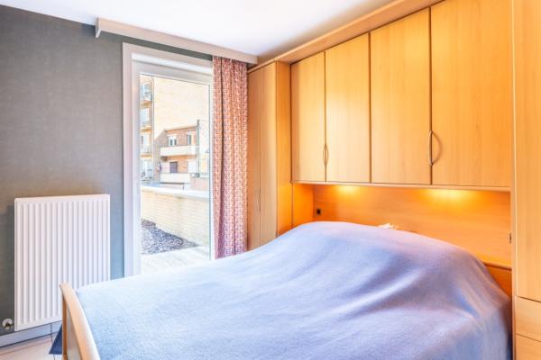 Op 400 m van zee: verzorgd appartement in centrum Koksijde - thumbnail 5