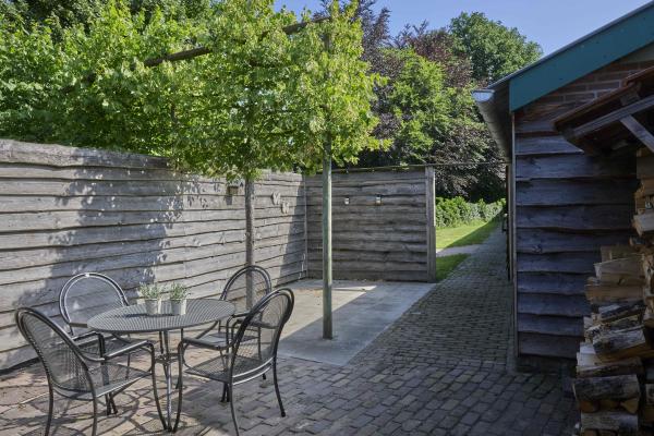 Luxe Brabantse hoeve met sauna en stoomcabine in bosrijke omgeving - thumbnail 4
