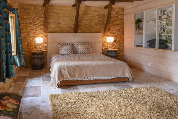 4-persoons sfeervol vakantiehuis in Montcabrier met bubbelbad - thumbnail 5