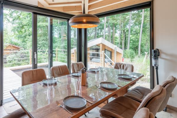 Uniek design vakantiehuis met wellness in rustige Ardense bossen bij Biron - thumbnail 5