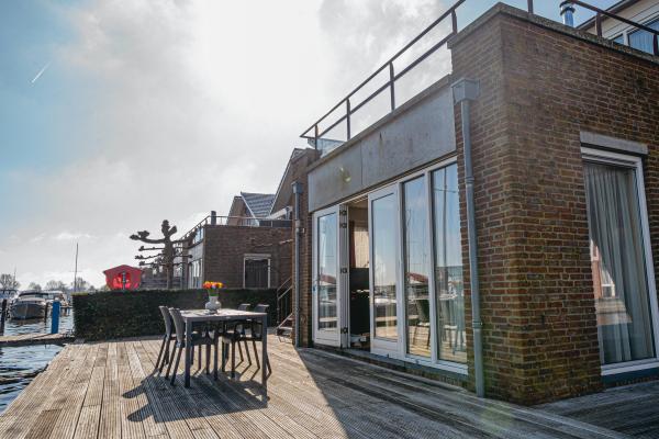 Watervrij appartement op begane grond aan het Uitgeestermeer – 90m² - thumbnail 2