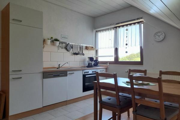 Licht penthouse met balkon, eigen tuin & BBQ aan de skipiste in Herrischried - thumbnail 5