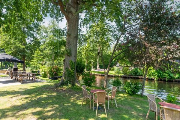 Vakantieboerderij aan het water in Giethoorn – 6 personen, 180m² - thumbnail 2