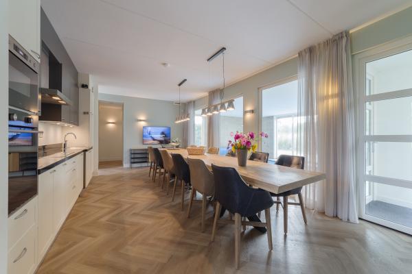 Luxe villa met privézwembad en sauna op 500m van het strand in Zeeland - thumbnail 5