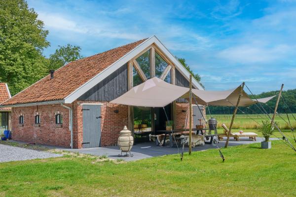 Landelijk genieten met privé sauna in rustig Twente - thumbnail 1