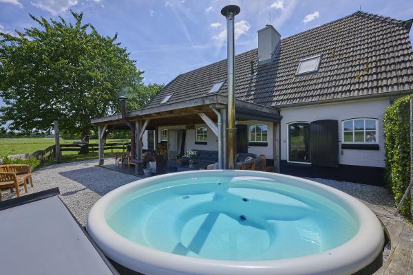 Wellnessvilla met sauna en hottub op het Sallandse platteland - thumbnail 1