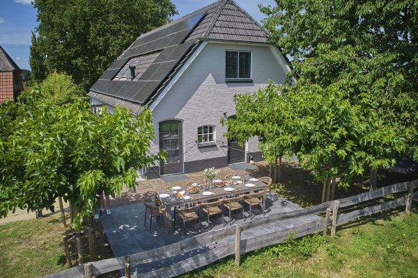 Wellnessvilla met sauna en hottub op het Sallandse platteland - thumbnail 3