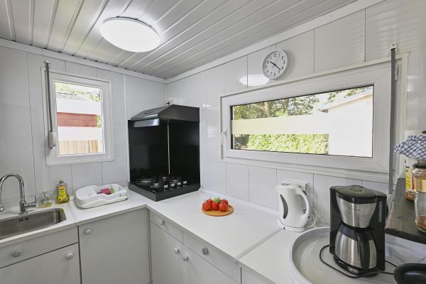 Vrijstaand chalet voor 2 personen in het centrum van Geel - thumbnail 6