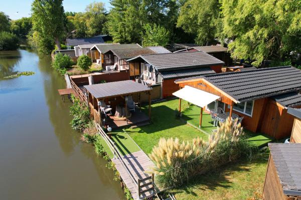 Vrijstaand chalet voor 2 personen in het centrum van Geel - thumbnail 2