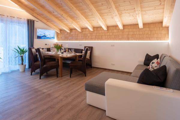 Modern 8-persoons appartement met uitzicht op de Krimml watervallen - thumbnail 4