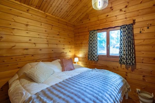 Vrijstaand chalet voor 4 in de natuur van Biron, Ardennen - thumbnail 5