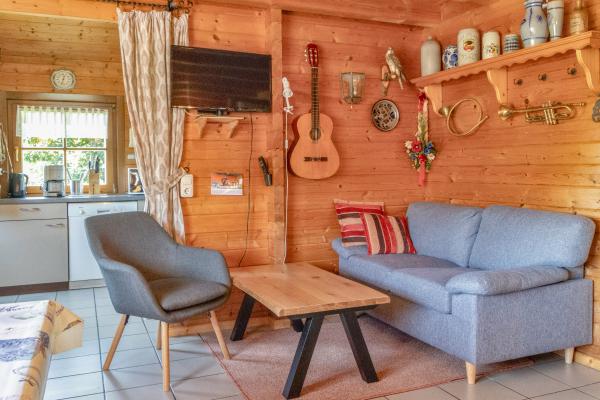 Authentiek houten vakantiehuis voor 12 personen aan de rand van het Thüringer Woud - thumbnail 6