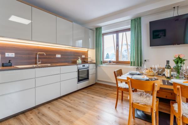 Authentiek appartement in Bramberg, 200m van de skipiste - thumbnail 2