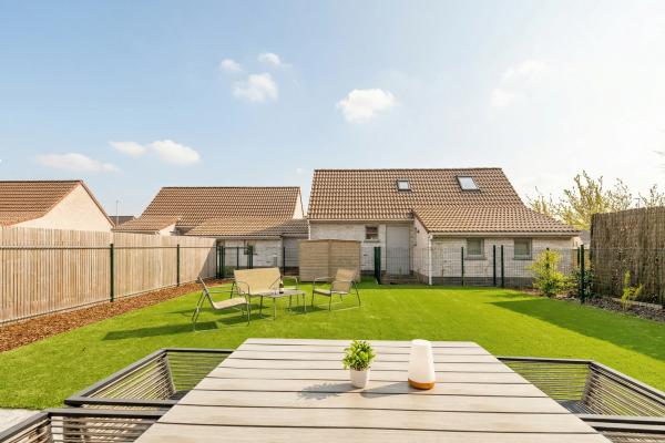 Sfeervol vrijstaand vakantiehuis met tuin op 2,5 km van het strand in Koksijde - thumbnail 2