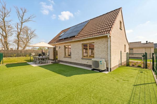 Stijlvol vakantiehuis voor 6 personen met tuin, vlakbij strand Koksijde - thumbnail 1