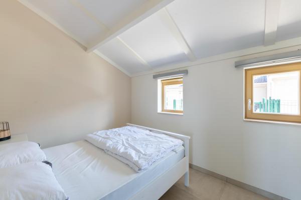 Stijlvol vakantiehuis voor 6 personen met tuin, vlakbij strand Koksijde - thumbnail 4